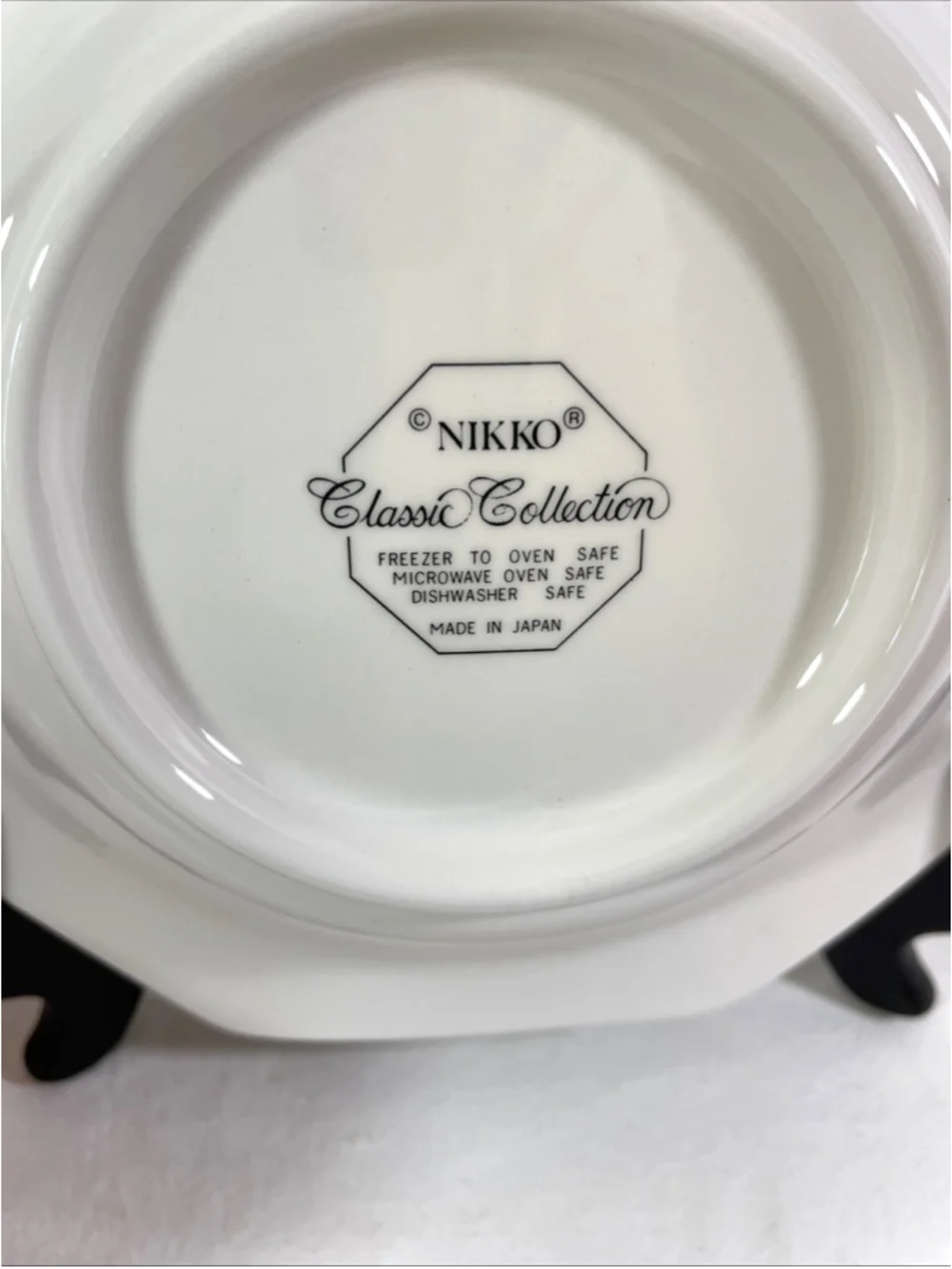 Nikko Japan Christmastime Octagonal Rim Soup Plates Set of 4 Bowls in Box